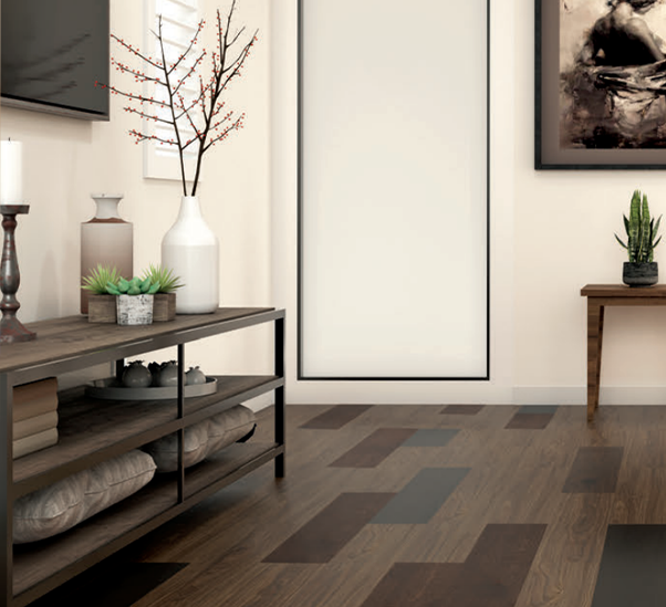 Hardwood_Flooring_vs_Laminate_e292719099